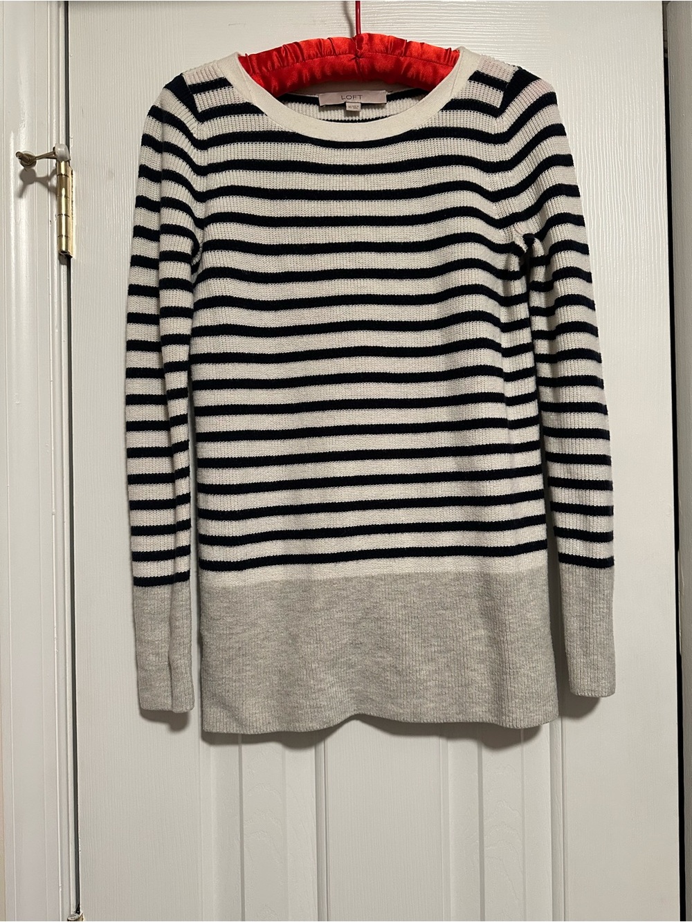 LOFT women’s Striped Crewneck Sweater in Black and Cream with Gray Hem size xs